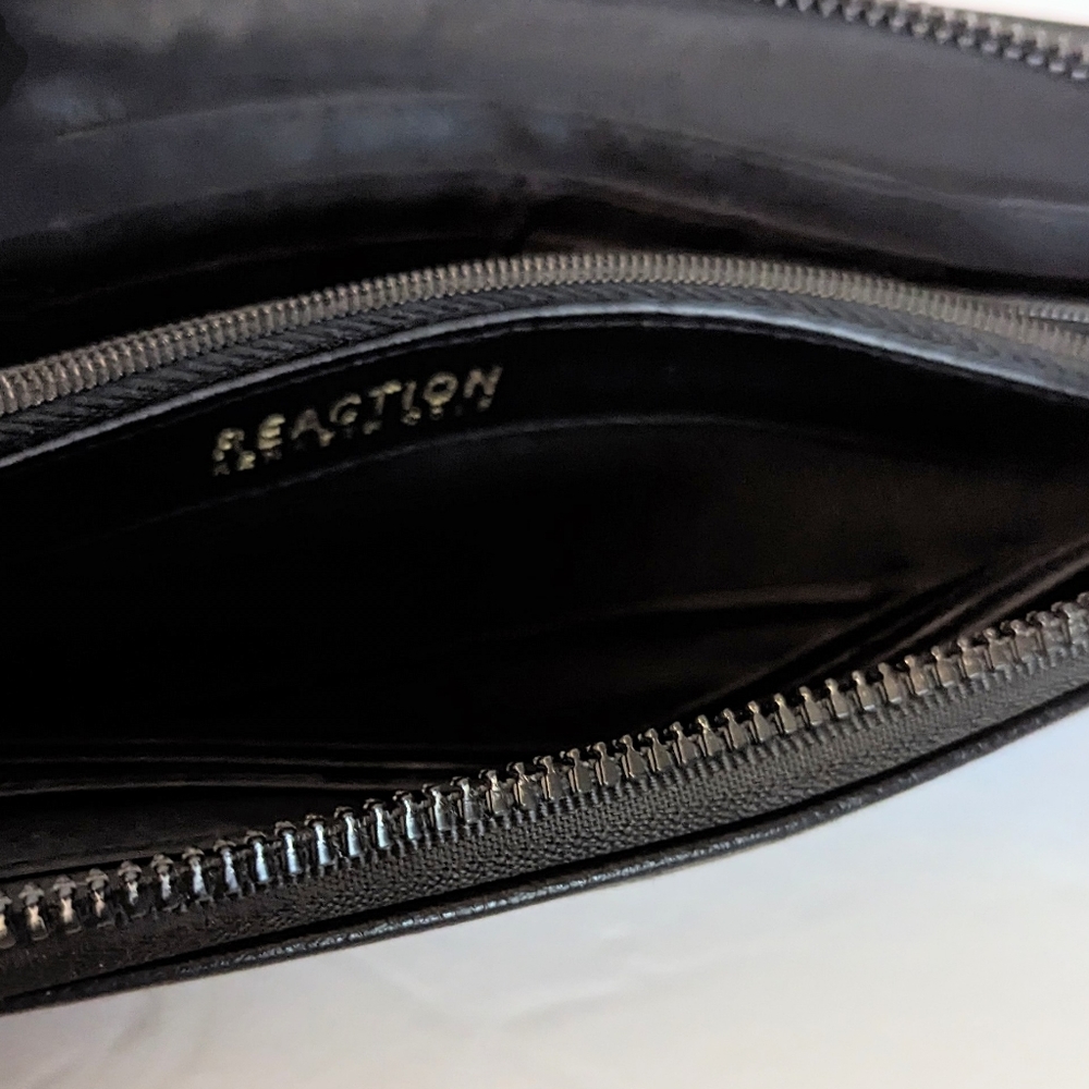 💰4/$20  Kenneth Cole Reaction Wallet in Black - Picture 9 of 10